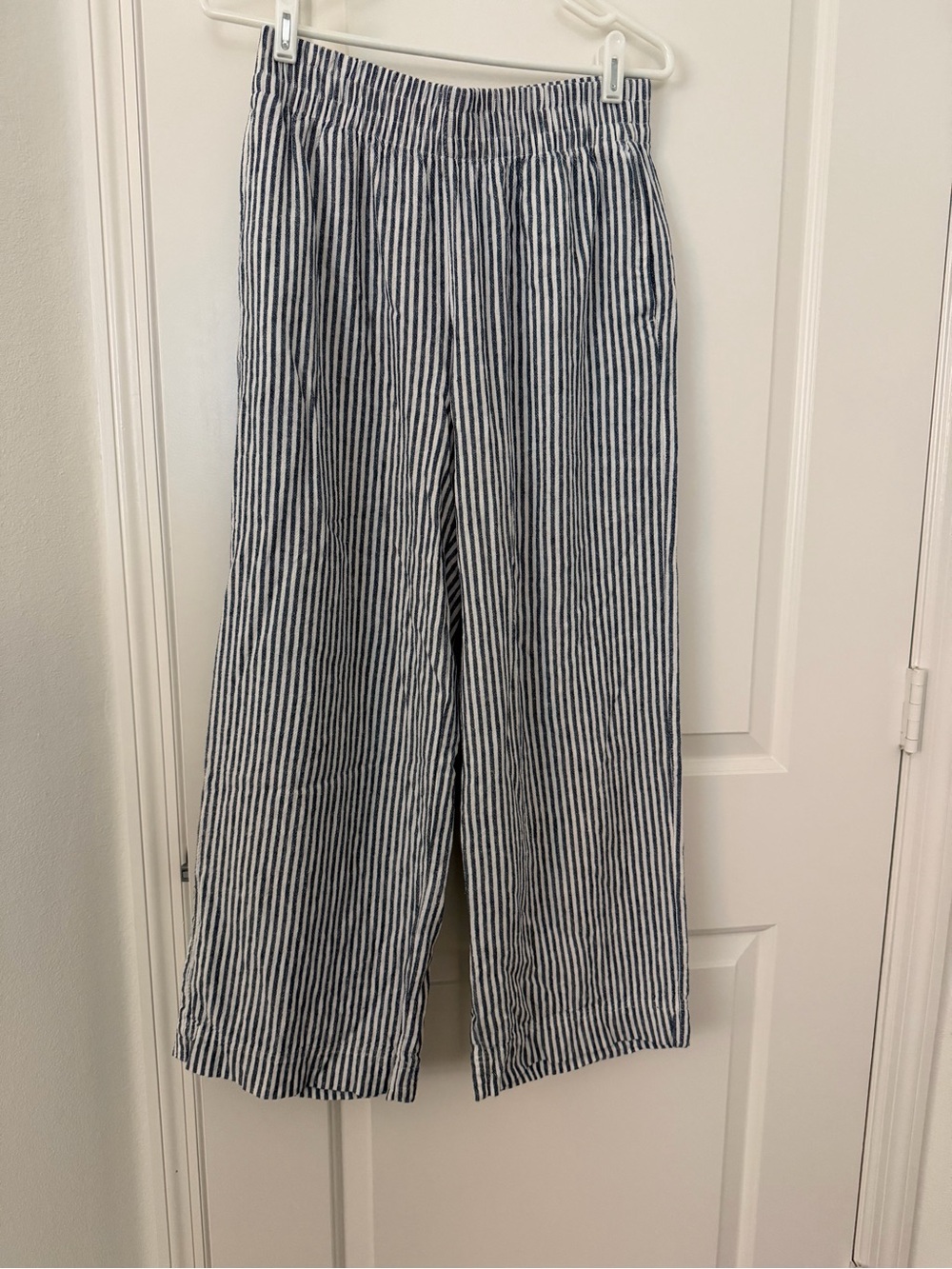 Striped Linen-Blend Relaxed Pants - Blue & White